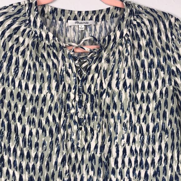 Madewell Sunpleat Lace-Up Top in Painted Feathers size S - Picture 6 of 11